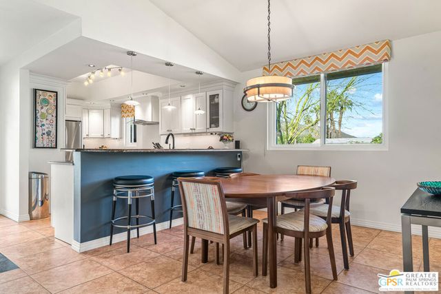 2102 S Via Mazatlan, Palm Springs, CA 92264