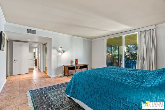 2102 S Via Mazatlan, Palm Springs, CA 92264