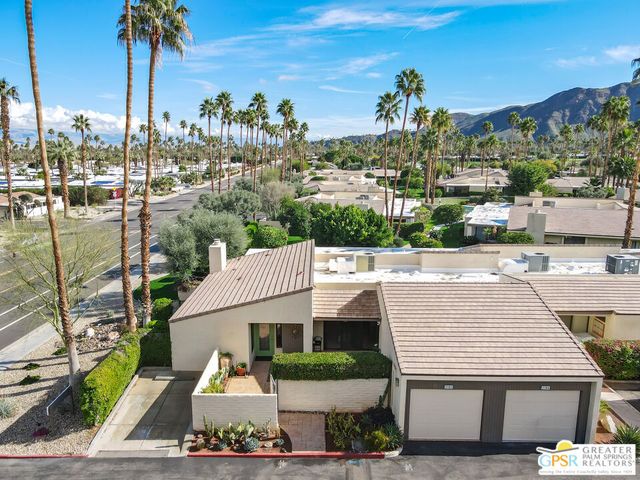2102 S Via Mazatlan, Palm Springs, CA 92264