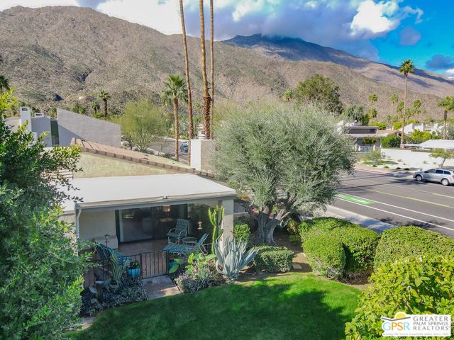 2102 S Via Mazatlan, Palm Springs, CA 92264