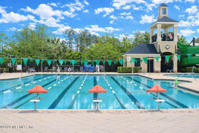 532 GRAMPIAN HIGHLANDS Drive, St. Johns, FL 32259