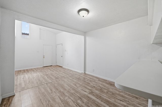 9139 LYTLE AVE, San Antonio, TX 78224