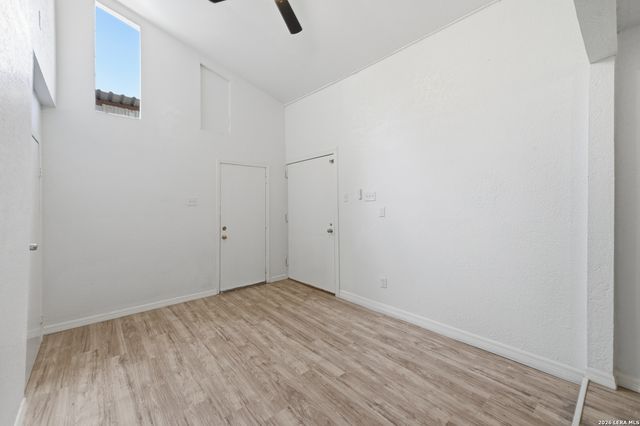 9139 LYTLE AVE, San Antonio, TX 78224