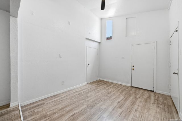 9139 LYTLE AVE, San Antonio, TX 78224