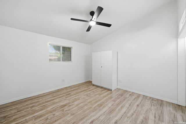 9139 LYTLE AVE, San Antonio, TX 78224