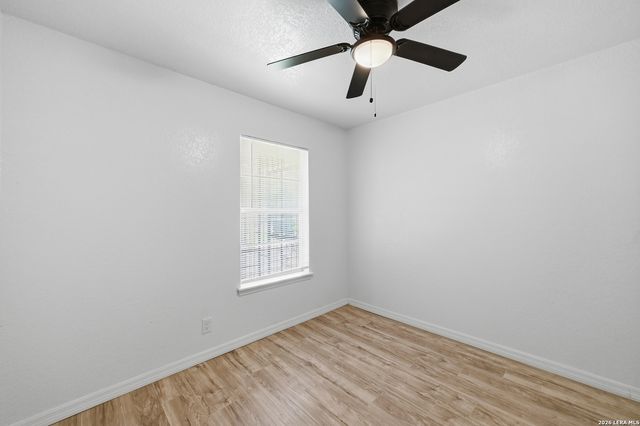 9139 LYTLE AVE, San Antonio, TX 78224