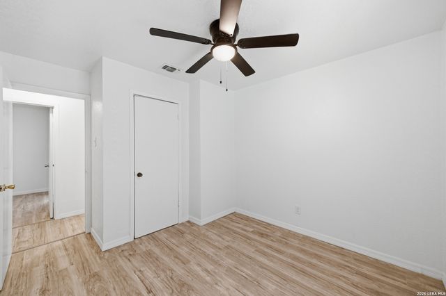 9139 LYTLE AVE, San Antonio, TX 78224