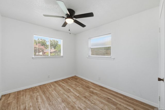 9139 LYTLE AVE, San Antonio, TX 78224