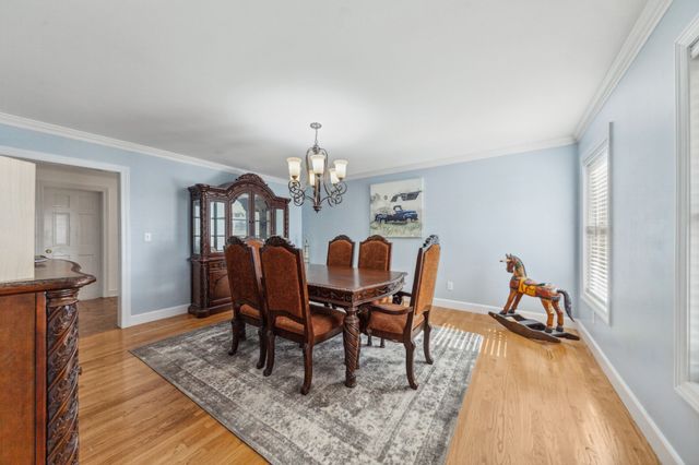 4000 Cantebury Dr, Culleoka, TN 38451