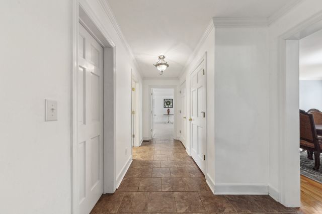 4000 Cantebury Dr, Culleoka, TN 38451