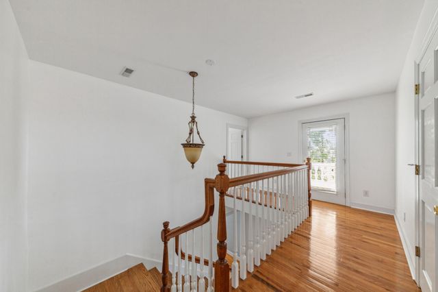 4000 Cantebury Dr, Culleoka, TN 38451