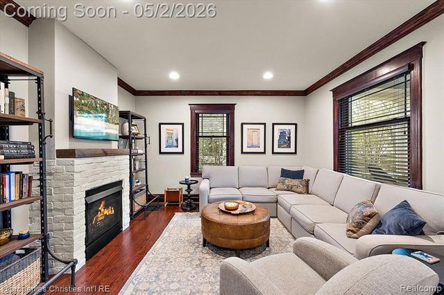 887 Ann Street, Birmingham, MI 48009