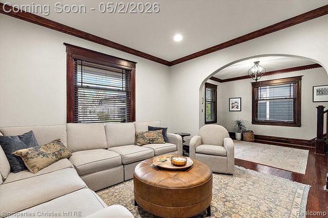 887 Ann Street, Birmingham, MI 48009
