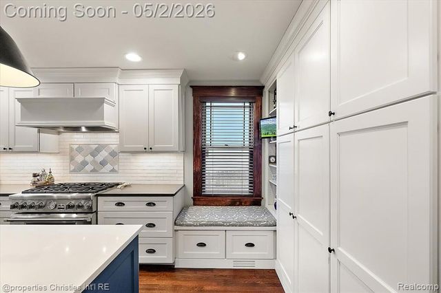 887 Ann Street, Birmingham, MI 48009