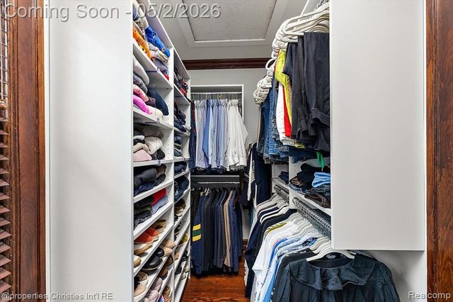 887 Ann Street, Birmingham, MI 48009