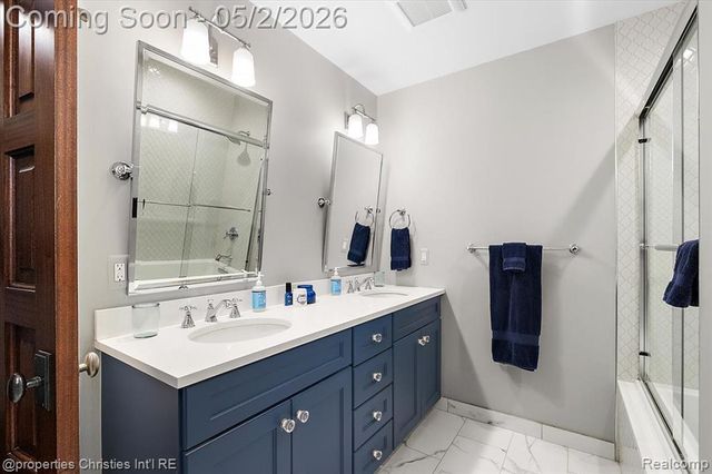 887 Ann Street, Birmingham, MI 48009