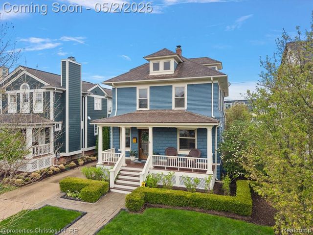 887 Ann Street, Birmingham, MI 48009