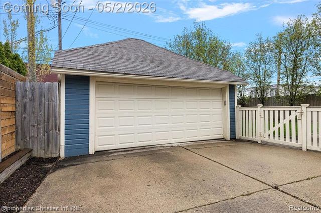 887 Ann Street, Birmingham, MI 48009