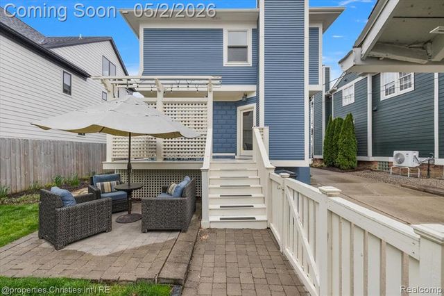 887 Ann Street, Birmingham, MI 48009