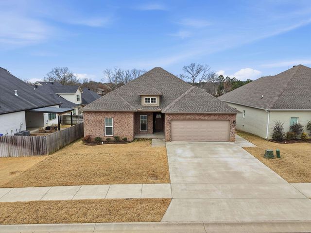 1635 Poteete Drive, Conway, AR 72034