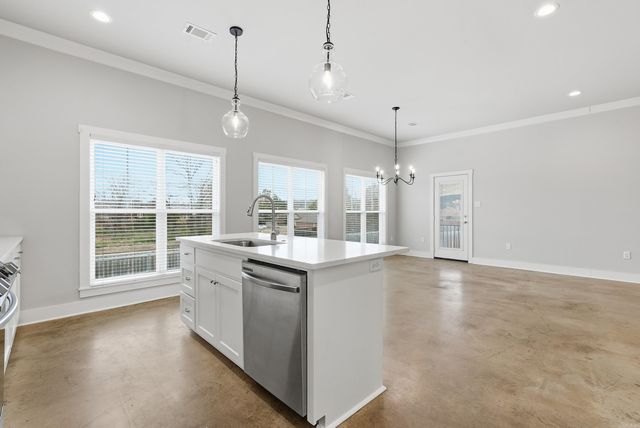 1635 Poteete Drive, Conway, AR 72034