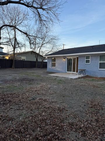 308 E Bourn Street, Rockwall, TX 75087