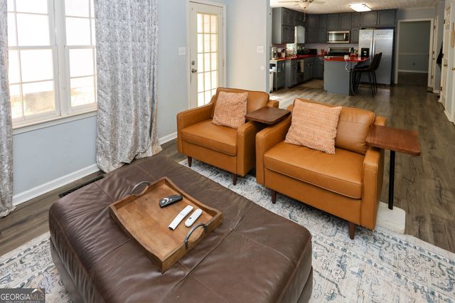 140 Autumn Moon Trail, Fayetteville, GA 30215