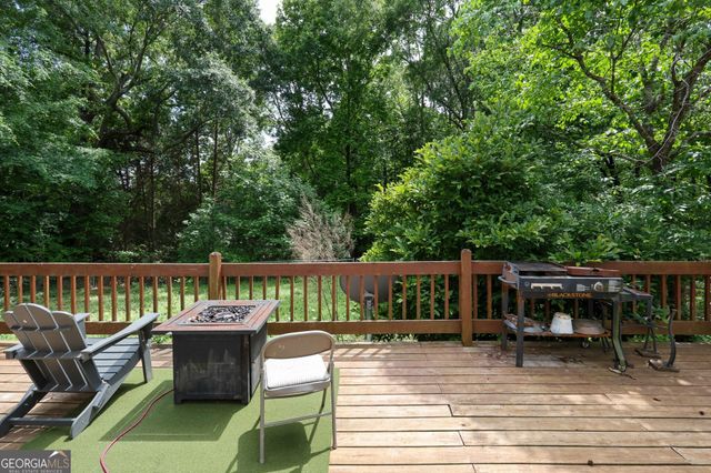 140 Autumn Moon Trail, Fayetteville, GA 30215