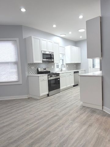 2442 N Lawndale Avenue 2, Chicago, IL 60647