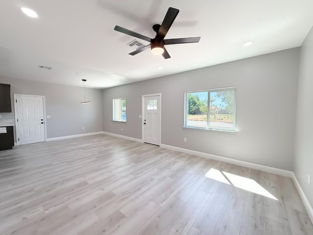 1519 9th Ave, Olivehurst, CA 95961