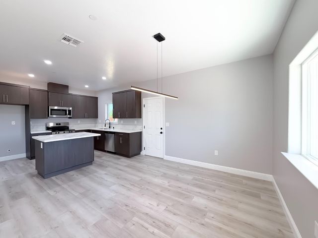 1519 9th Ave, Olivehurst, CA 95961