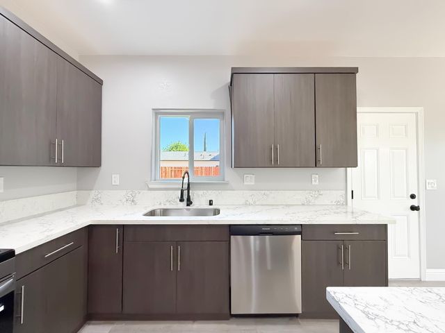 1519 9th Ave, Olivehurst, CA 95961