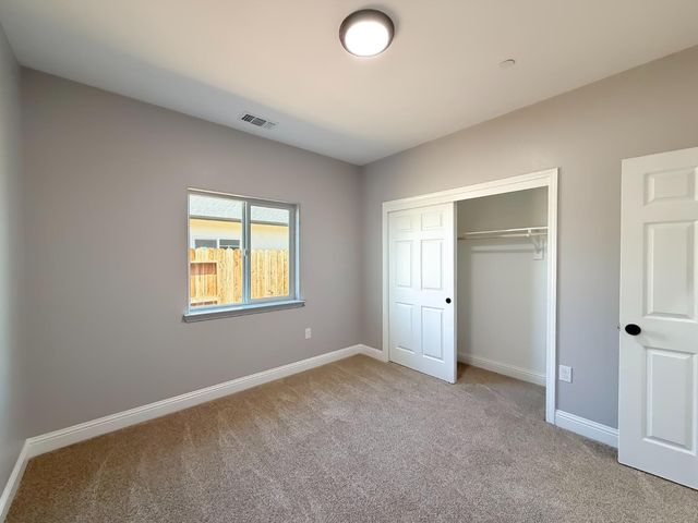 1519 9th Ave, Olivehurst, CA 95961