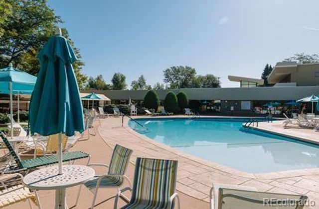 645 S Alton Way 10B, Denver, CO 80247