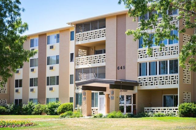 645 S Alton Way 10B, Denver, CO 80247