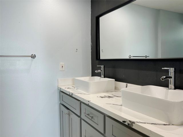 16643 Bermuda Way Way, Jamaica Beach, TX 77554