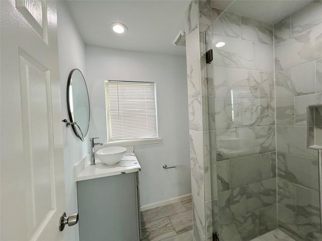 16643 Bermuda Way Way, Jamaica Beach, TX 77554