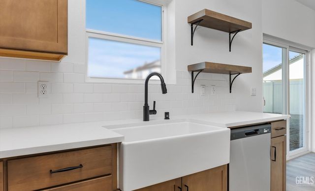 7615 Prodi Court, Bakersfield, CA 93313