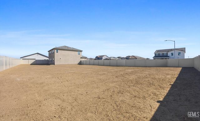 7615 Prodi Court, Bakersfield, CA 93313