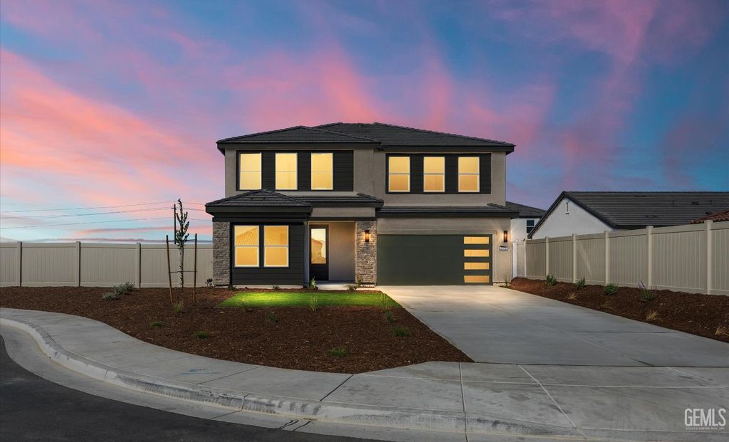 7615 Prodi Court, Bakersfield, CA 93313