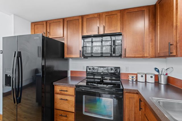 600 Broadway Avenue Nw 203, City Of Grand Rapids, MI 49504