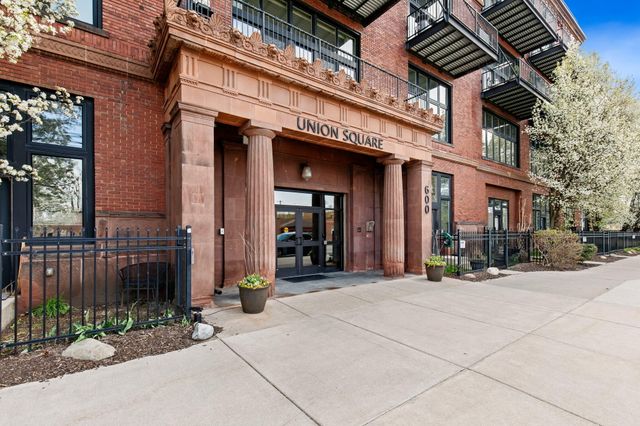 600 Broadway Avenue Nw 203, City Of Grand Rapids, MI 49504