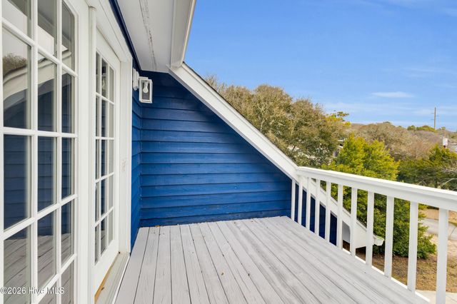 119 Indigo Drive, Emerald Isle, NC 28594