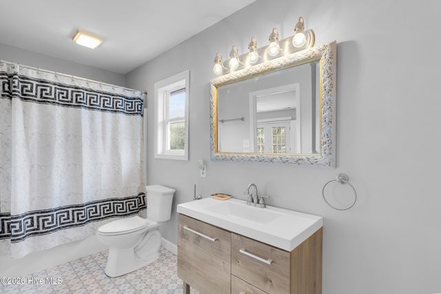 119 Indigo Drive, Emerald Isle, NC 28594