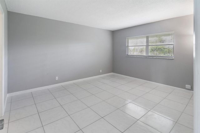 1785 N Andrews Sq 308E, Fort Lauderdale, FL 33311