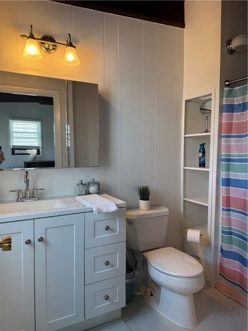 26 Conch Road, Narragansett, RI 02882