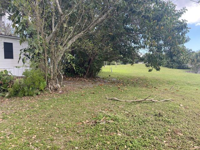 1531 Drexel Rd, Lot 304, West Palm Beach, FL 33417
