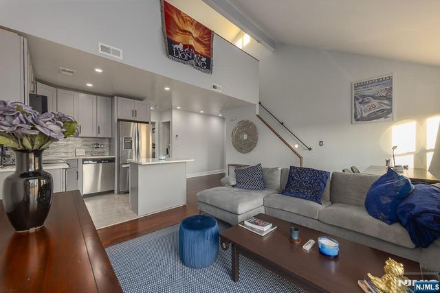 156 Liberty Street 16, Little Ferry, NJ 07643