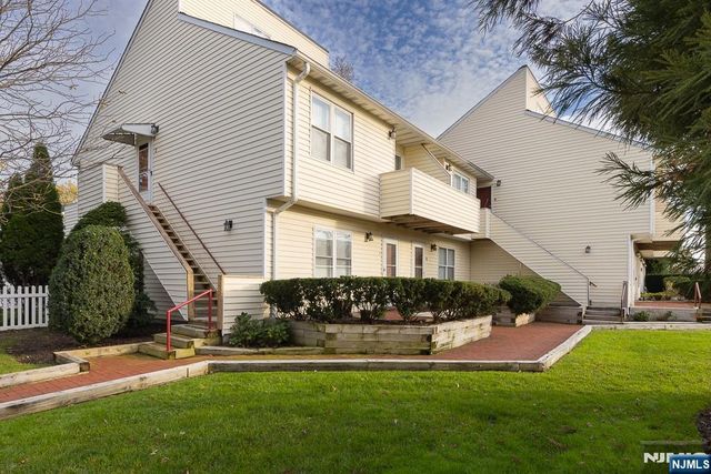 156 Liberty Street 16, Little Ferry, NJ 07643