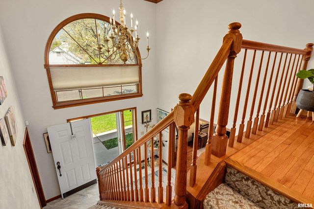 302 E MORNINGSIDE Drive, Peoria, IL 61614